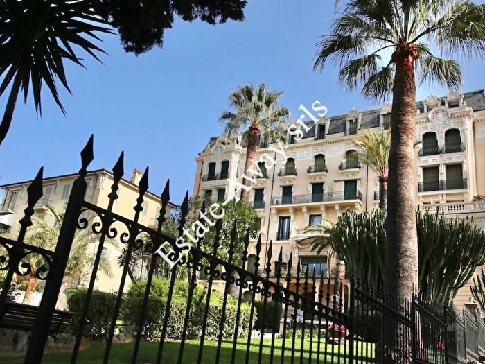 Appartamento bilocale in vendita in Via Romana, Centro, Bordighera