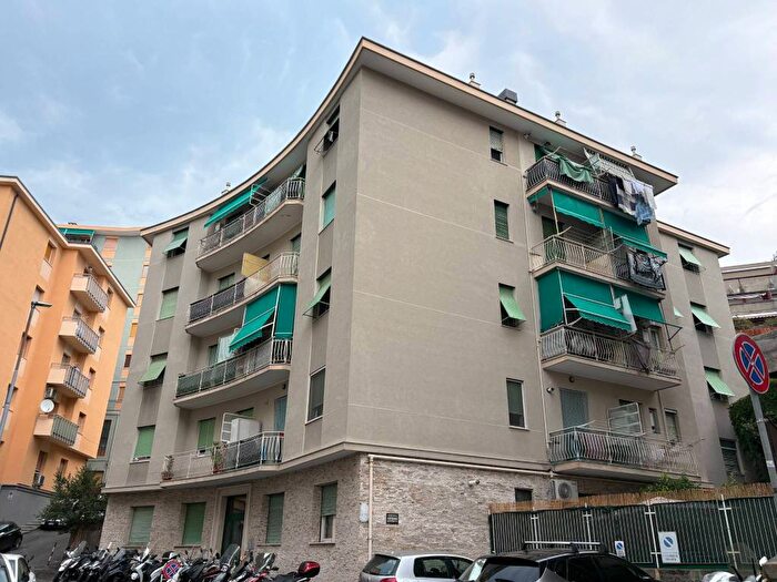 Appartamento bilocale in affitto in Via Giuseppe Sapeto, Borgoratti, Genova