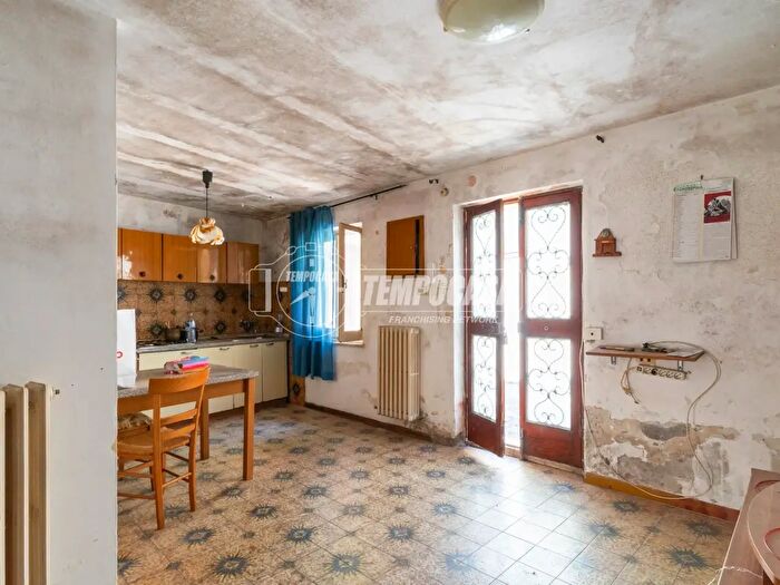 Appartamento trilocale in vendita in Via Trenta Giugno, Civitanova Marche