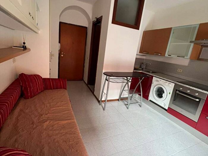 Appartamento monolocale in affitto in Via Paolo Lomazzo, Paolo Sarpi, Milano