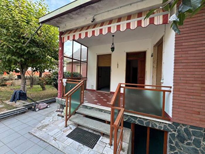 Case in Vendita e in Affitto - 3