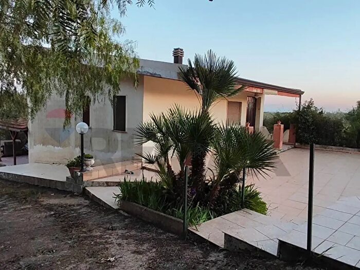 Casa quadrilocale in vendita in Caltagirone