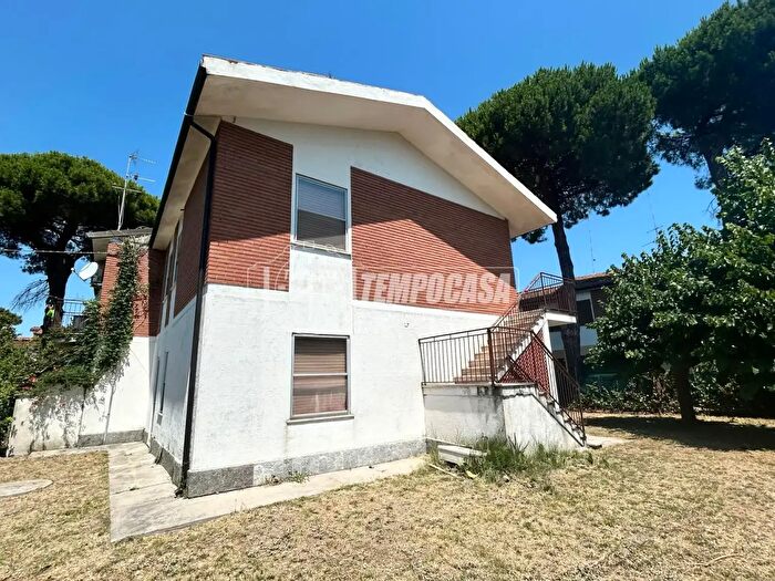Casa trilocale in vendita in Viale Danimarca Lido delle Nazioni, Comacchio