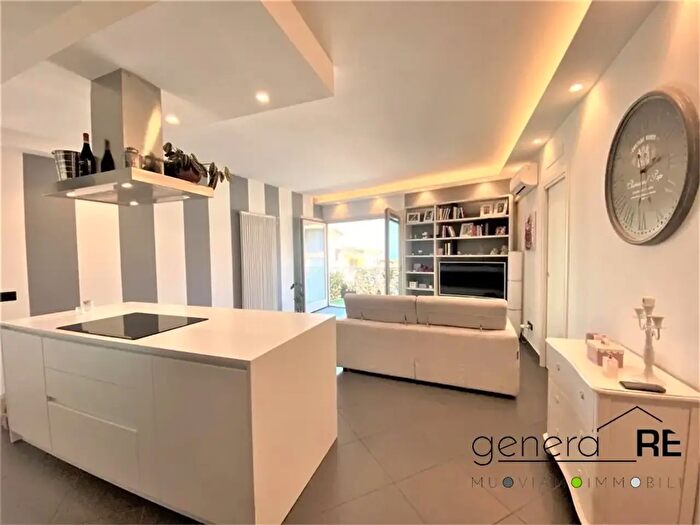 Appartamento trilocale in vendita in Pescara