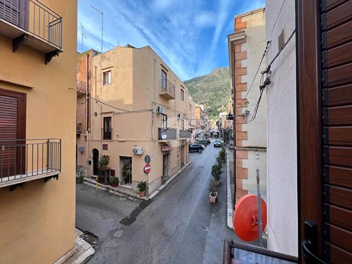 Casa con 5 locali in vendita in Via Guglielmo Marconi, Castellammare Del Golfo
