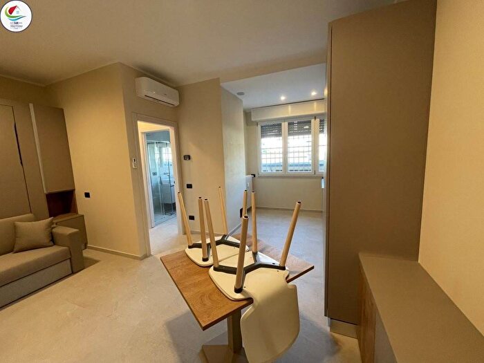 Appartamento monolocale in affitto in Via Francesco De Sanctis, Abbiategrasso