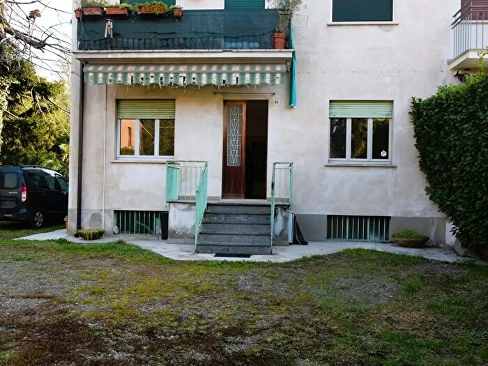 Appartamento bilocale in vendita in Via Canturina, Meda