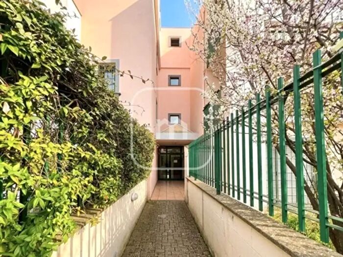 Appartamento bilocale in vendita in Via Roccamena, Roma