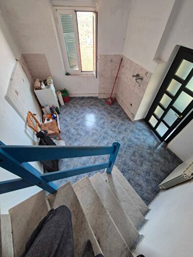 Casa trilocale in vendita in Vezzano Ligure