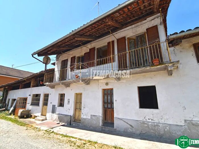 Casa con 5 locali in vendita in Via Gioacchino Rossini, Bosconero