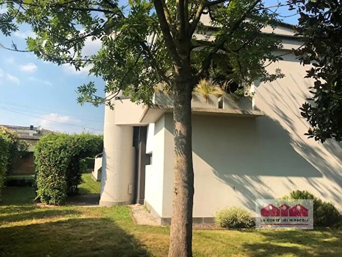 Casa con 5 locali in affitto in Via Monteverdi, Costabissara
