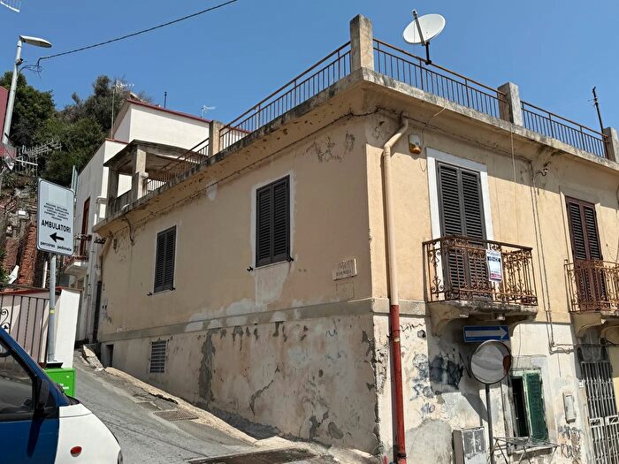 Appartamento bilocale in vendita in Via Bormida, Messina