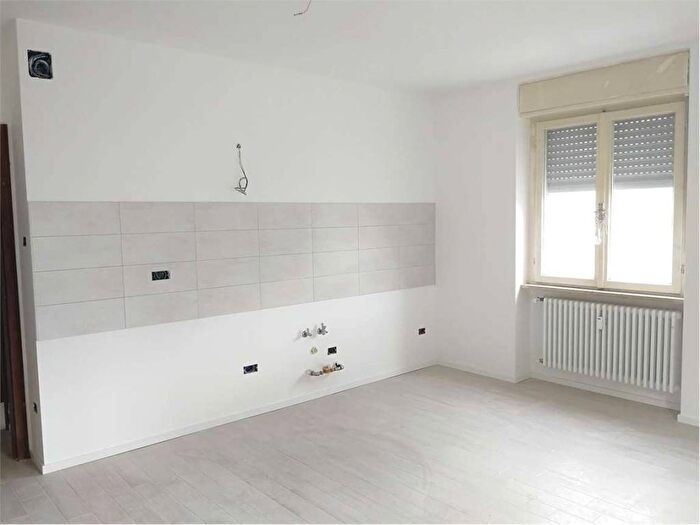 Appartamento trilocale in affitto in Via Moggioli, Maccani Campotrentino, Trento