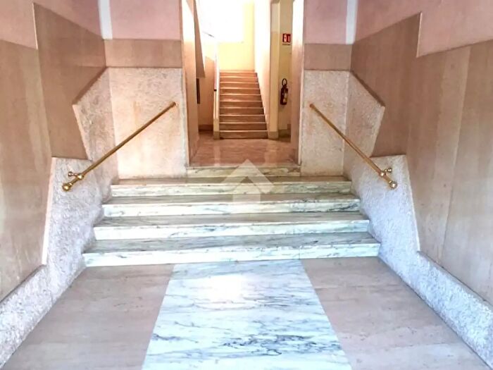 Appartamento bilocale in vendita in Via Tuscolana, Roma
