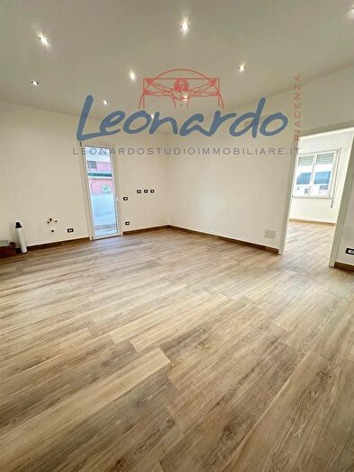 Appartamento trilocale in vendita in Piacenza