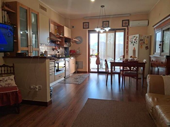 Appartamento quadrilocale in vendita in Via Maggio, Isernia