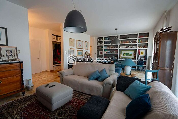 Appartamento con 7 locali in vendita in Modica