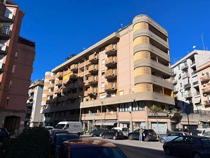 Appartamento con 5 locali in vendita in Viale Trieste Caltanissetta, Caltanissetta