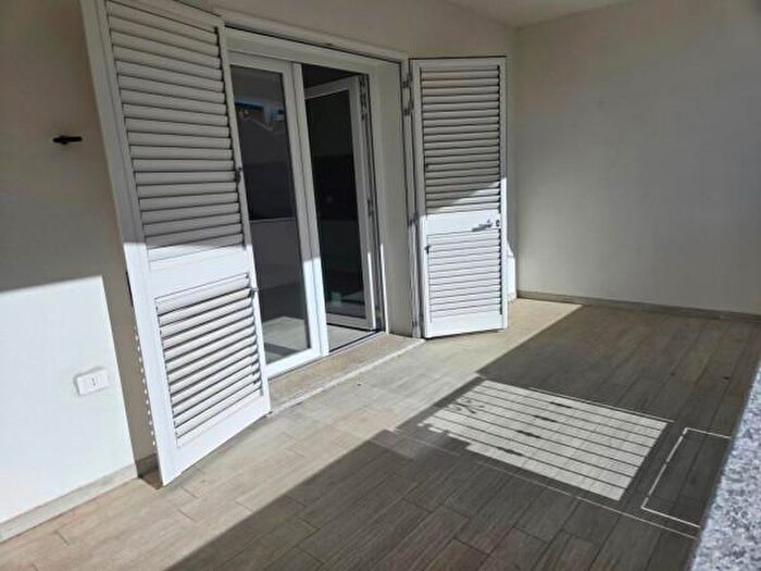 Appartamento trilocale in vendita in Via Nora, Siniscola