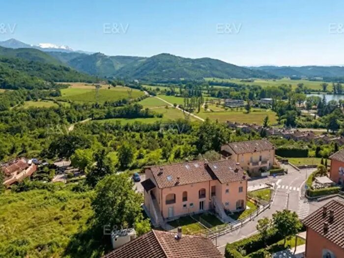 Appartamento quadrilocale in vendita in Via Vincenzo Noceta, Terni