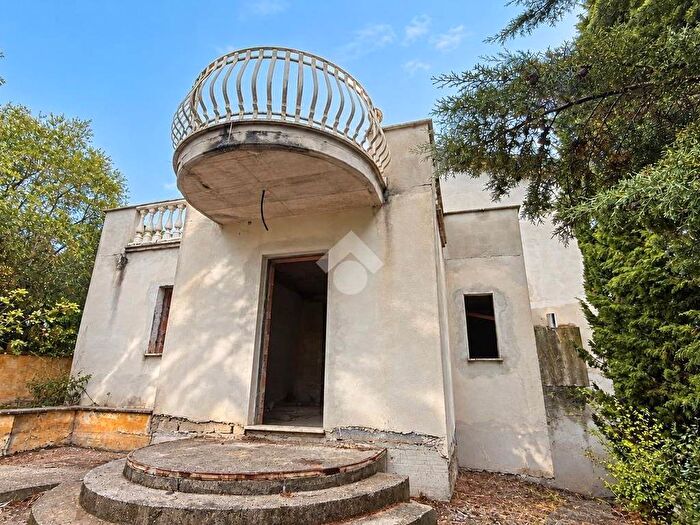 Casa con 6 locali in vendita in Via dei Costaroni, Belvedere, Riano
