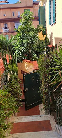 Appartamento con 6 locali in vendita in Viale Nicola Fornelli, Napoli