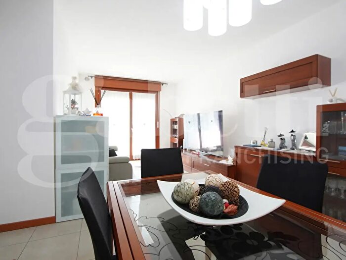 Appartamento trilocale in vendita in Via Bissuola, Venezia