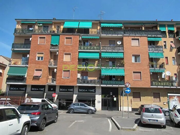 Appartamento trilocale in vendita in Via Rossini, Cinisello Balsamo