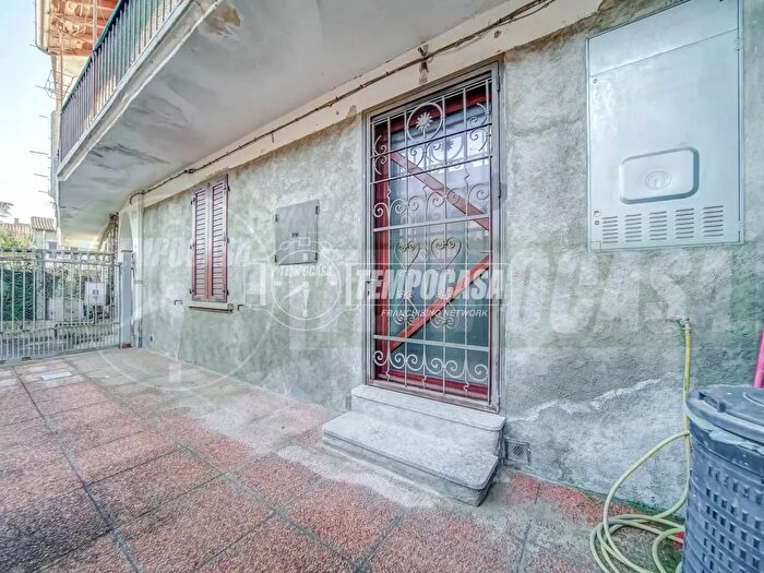 Appartamento bilocale in vendita in Cocquio Trevisago