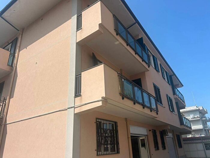 Appartamento con 5 locali in affitto in Via Libertà, Pace del Mela
