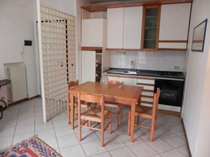 Appartamento bilocale in affitto in Via della Formica, San Concordio, Lucca