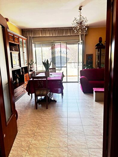 Appartamento con 5 locali in vendita in Santi Cosma E Damiano