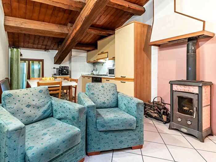 Appartamento bilocale in vendita in Via della Pace, Casalfiumanese