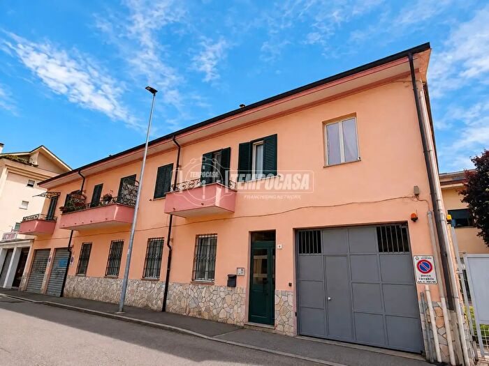 Appartamento bilocale in vendita in Via Moncenisio, Nichelino