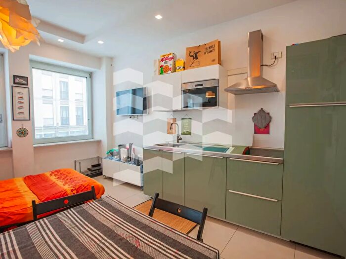 Appartamento monolocale in vendita in Via Torino, Milano