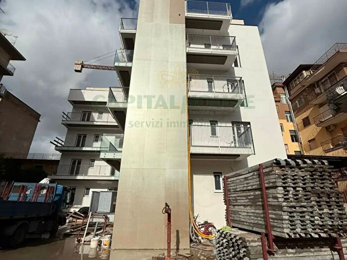 Appartamento quadrilocale in vendita in Via Mariano Semmola, Pomigliano DArco