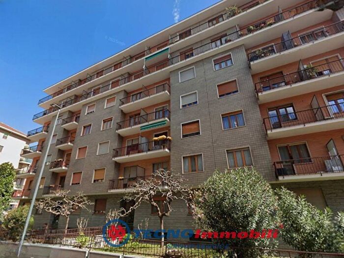 Appartamento quadrilocale in affitto in Via Giovanni Randaccio, Borgo Vittoria, Torino