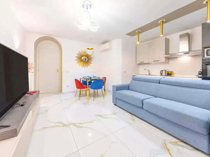 Appartamento in affitto in Via Lazzaro Palazzi, Milano