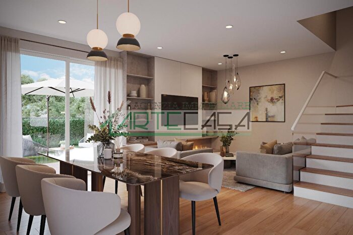 Casa con 5 locali in vendita in Cascina