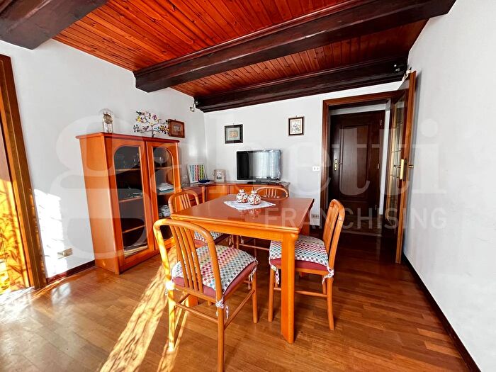Appartamento con 5 locali in vendita in Cannaregio, Venezia