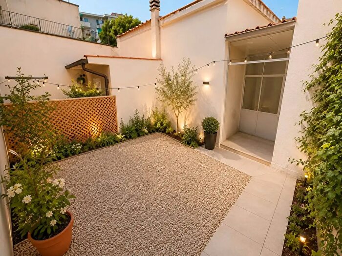 Casa con 6 locali in vendita in Via Antonio del Pollaiolo, Firenze