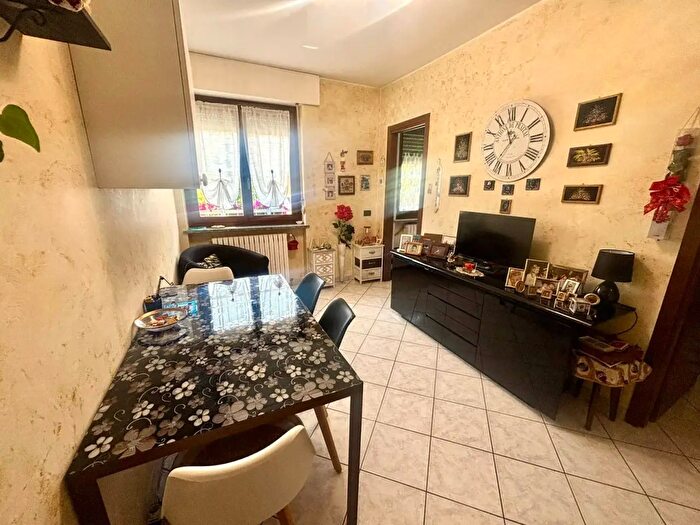 Appartamento trilocale in vendita in Via Vespucci, Alessandria