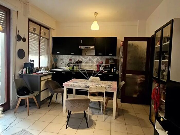 Appartamento quadrilocale in vendita in Carrara