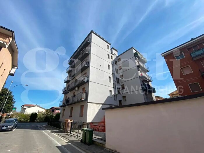 Appartamento bilocale in vendita in Via Bixio, Sordio