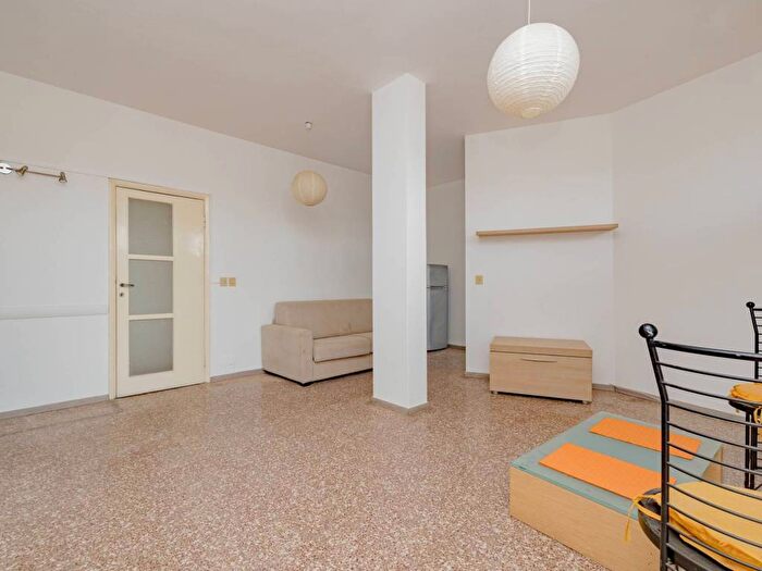 Appartamento bilocale in affitto in Via Pietro Gassendi, Certosa, Milano