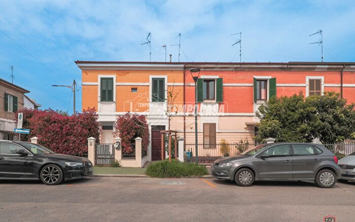 Appartamento con 5 locali in vendita in Viale Diaz, Riccione