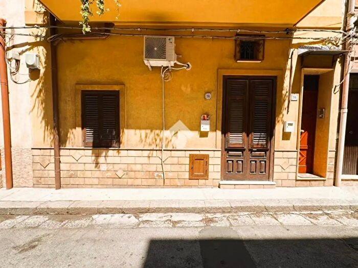 Appartamento bilocale in vendita in Via Milazzo, Bagheria