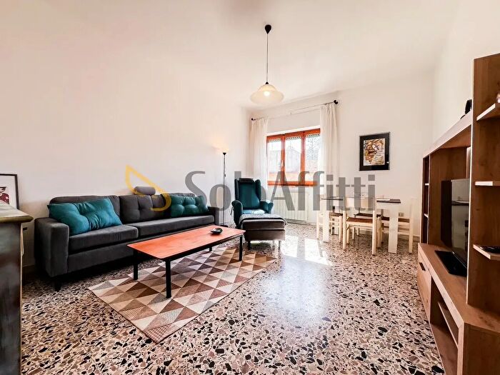 Appartamento trilocale in affitto in Vicolo Putzu, Olbia