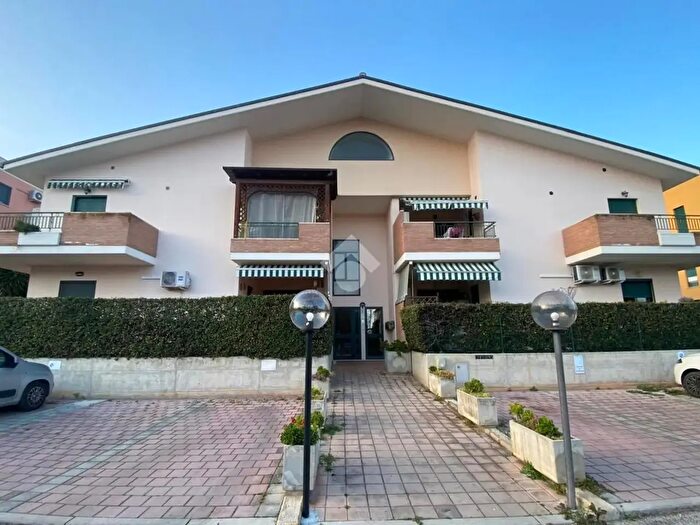 Appartamento trilocale in vendita in Via Bellini, Giulianova