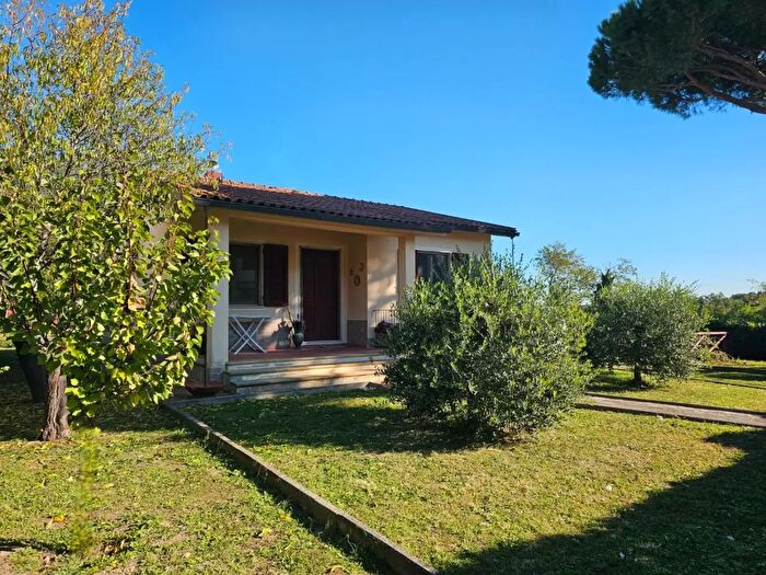 Casa con 5 locali in vendita in a Collicchio, Crespina Lorenzana